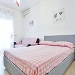 Apartament Gueshost - Casa Caramata Airy Near The Sea